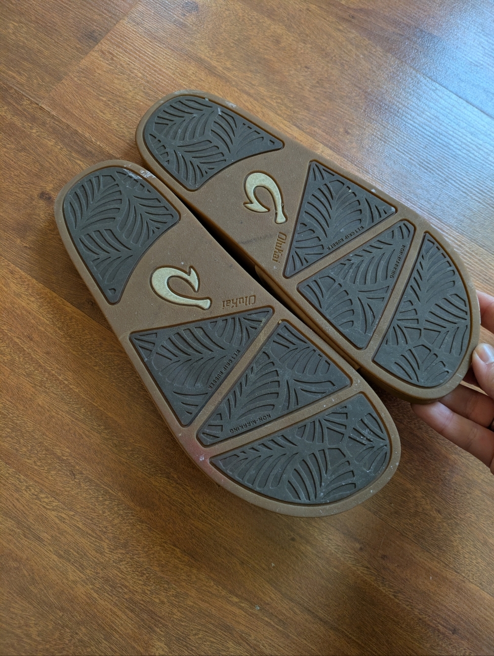 Olukai Slides - Picture 3 of 3